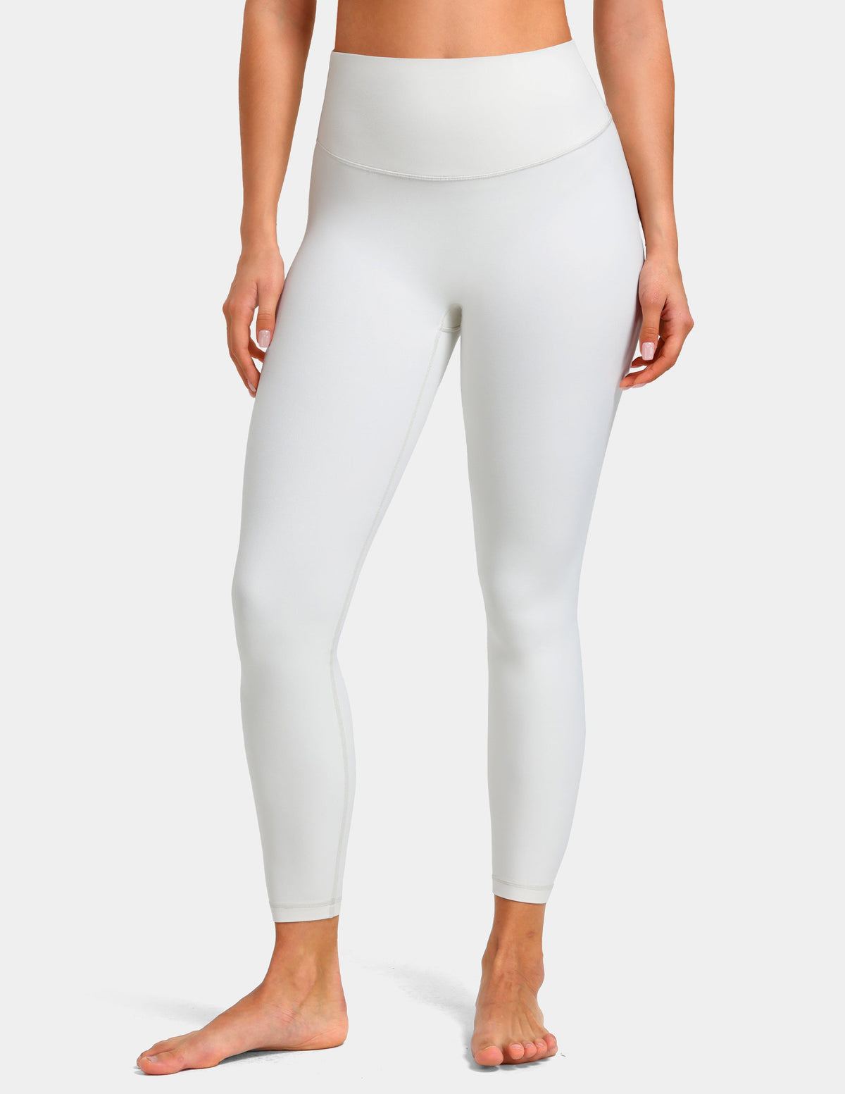 Sculptiva® Butt Scrunch No Front Seam 25'' Workout Legging — Cloud Dancer