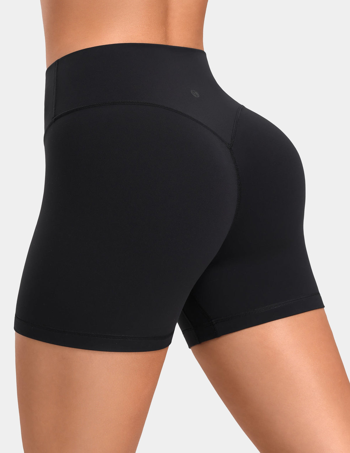 Sculptiva® Butt Scrunch No Front Seam 4'' Sports Short 5