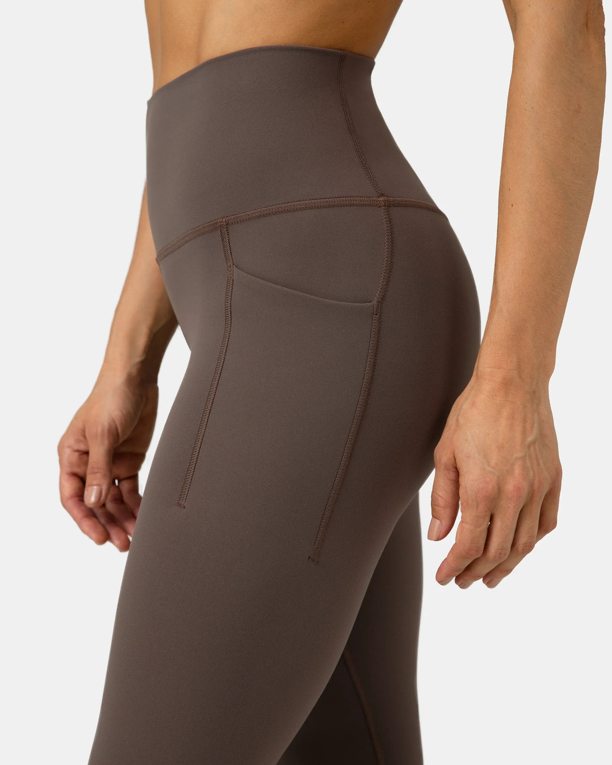 Dreamlux® Buttery Soft 28" Everyday & Workout Legging w/ Pockets 4