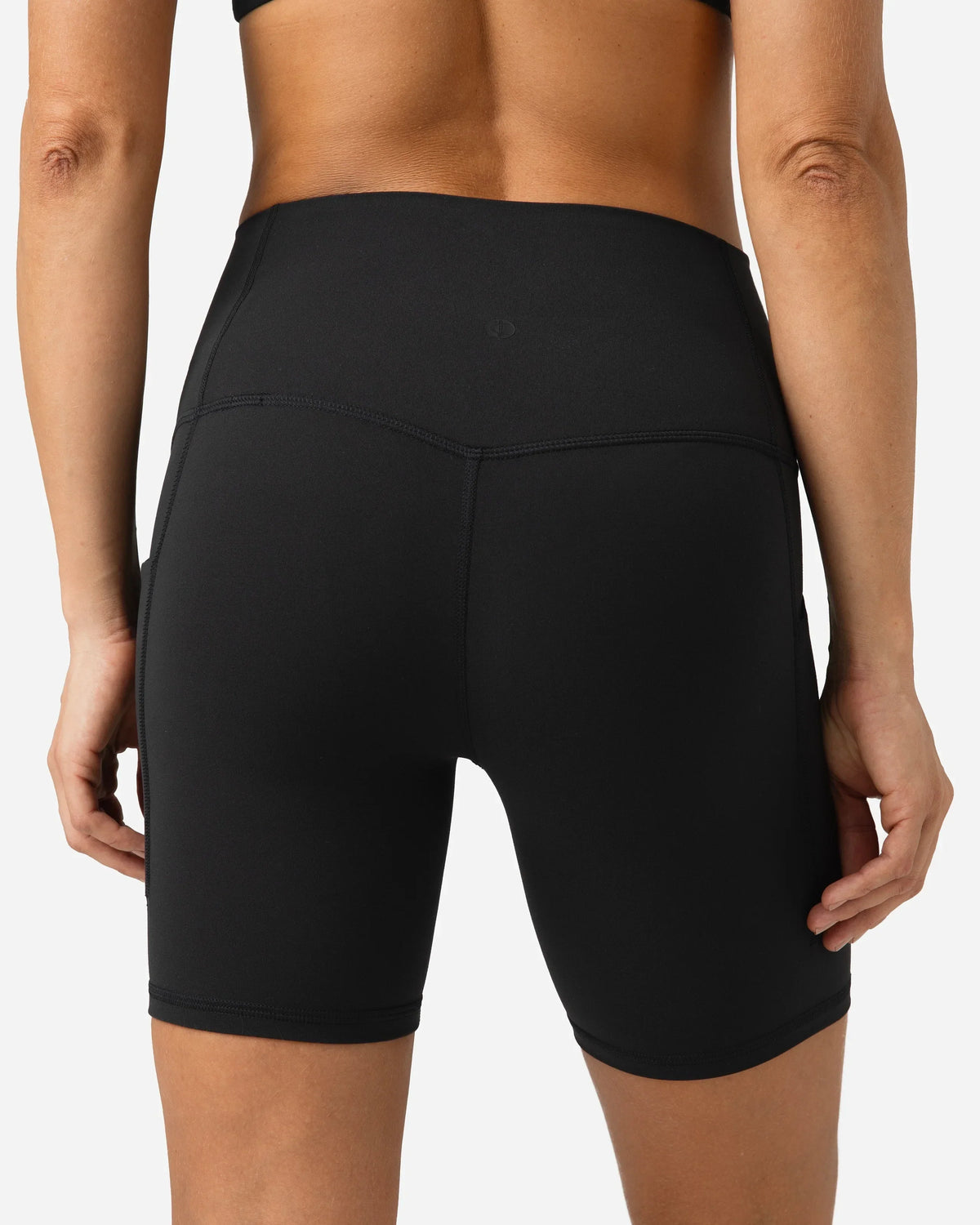 Dreamlux® Buttery Soft Everyday & Workout Short 6" w/ Pockets — Black