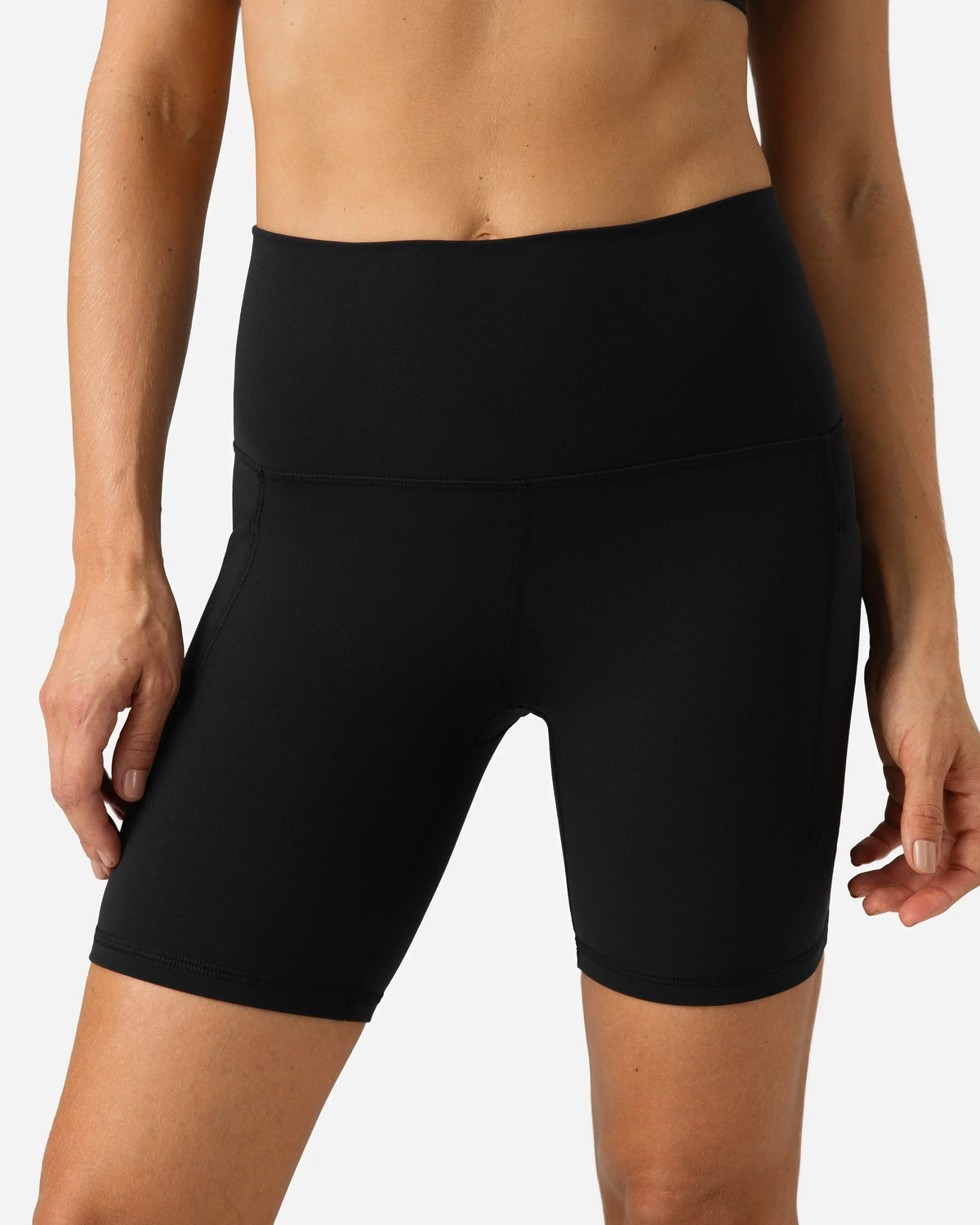 Dreamlux® Buttery Soft Everyday & Workout Short 6" w/ Pockets — Black