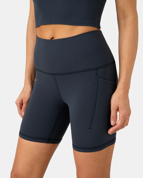 Dreamlux® Buttery Soft Everyday & Workout Short 6" w/ Pockets 1