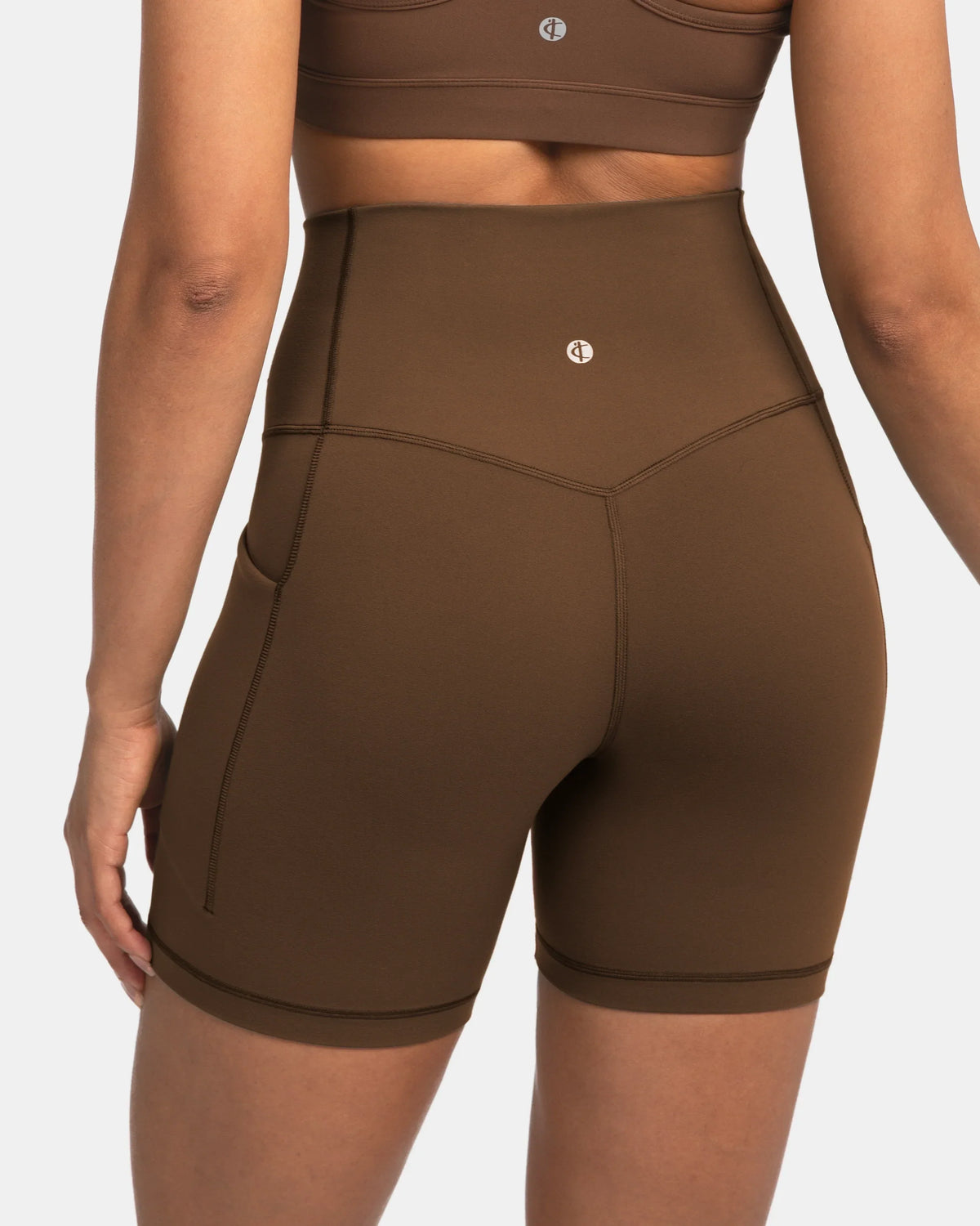 Dreamlux® Buttery Soft Everyday & Workout Short 6" w/ Pockets — Cocoa