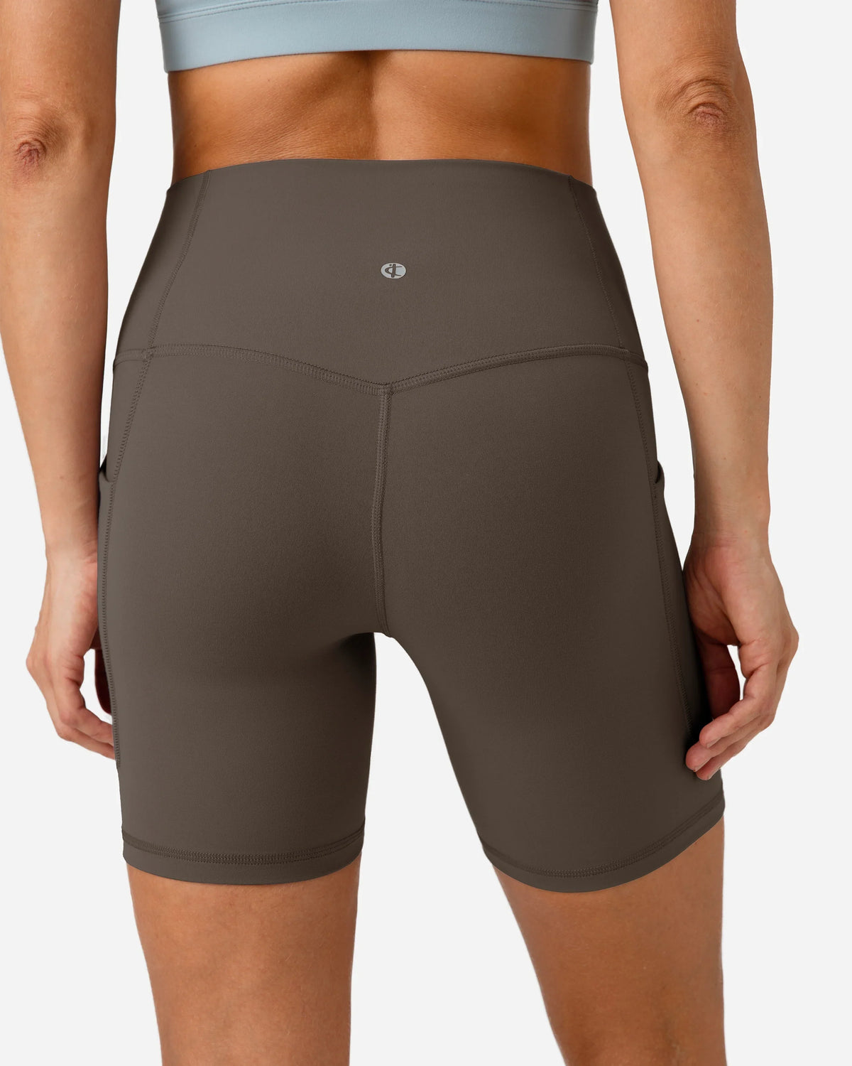 Dreamlux® Buttery Soft Everyday & Workout Short 6" w/ Pockets — Major Brown