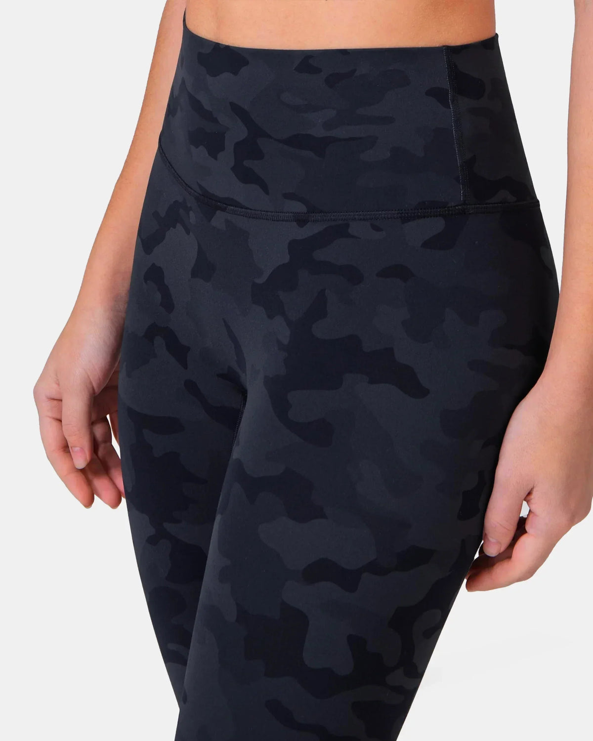 Dreamlux® High Waisted No Front Seam 25" 7/8 Workout Legging — Grey Camouflage