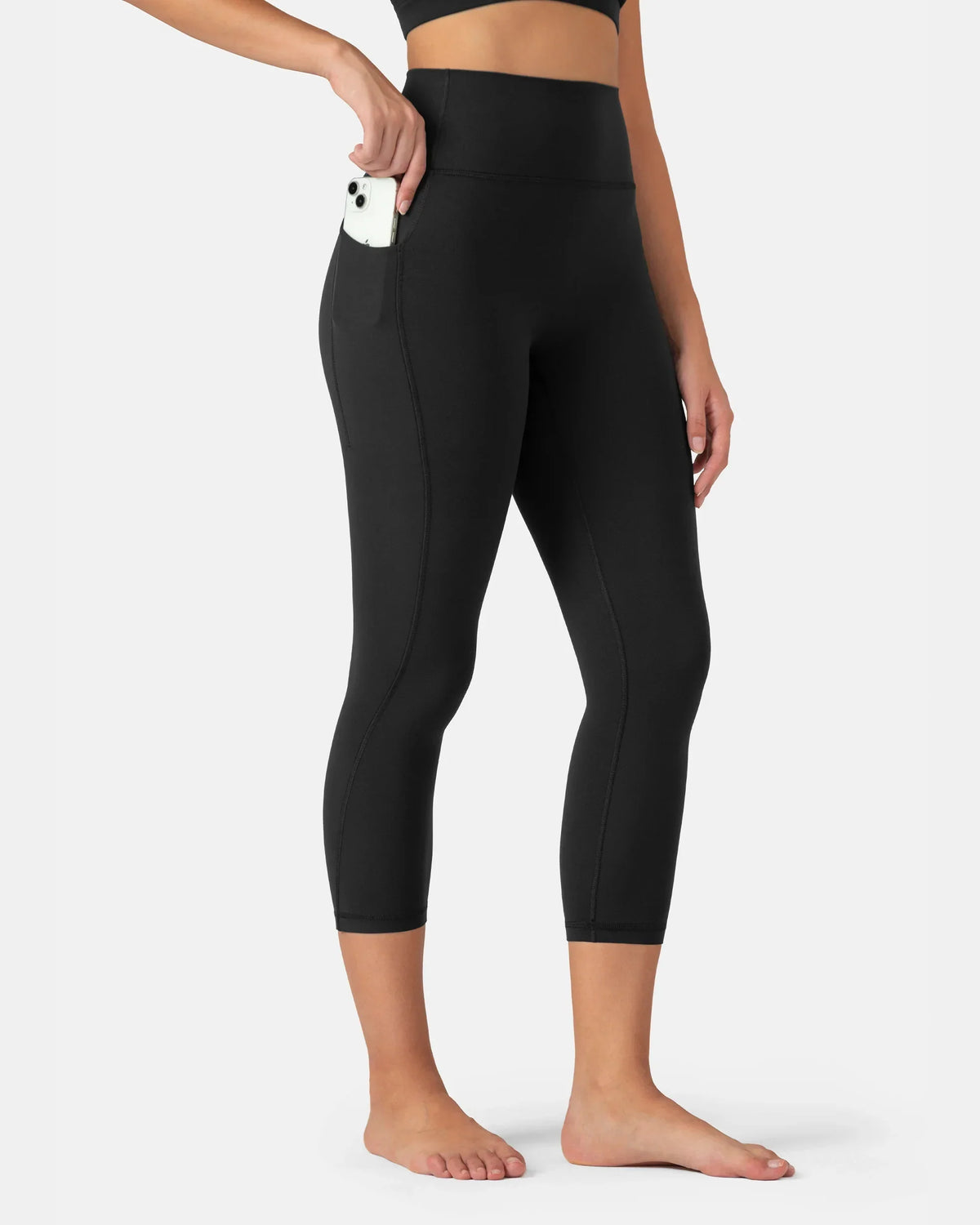 Dreamlux® High Waisted No Front Seam 21" Legging w/ Pockets — Black