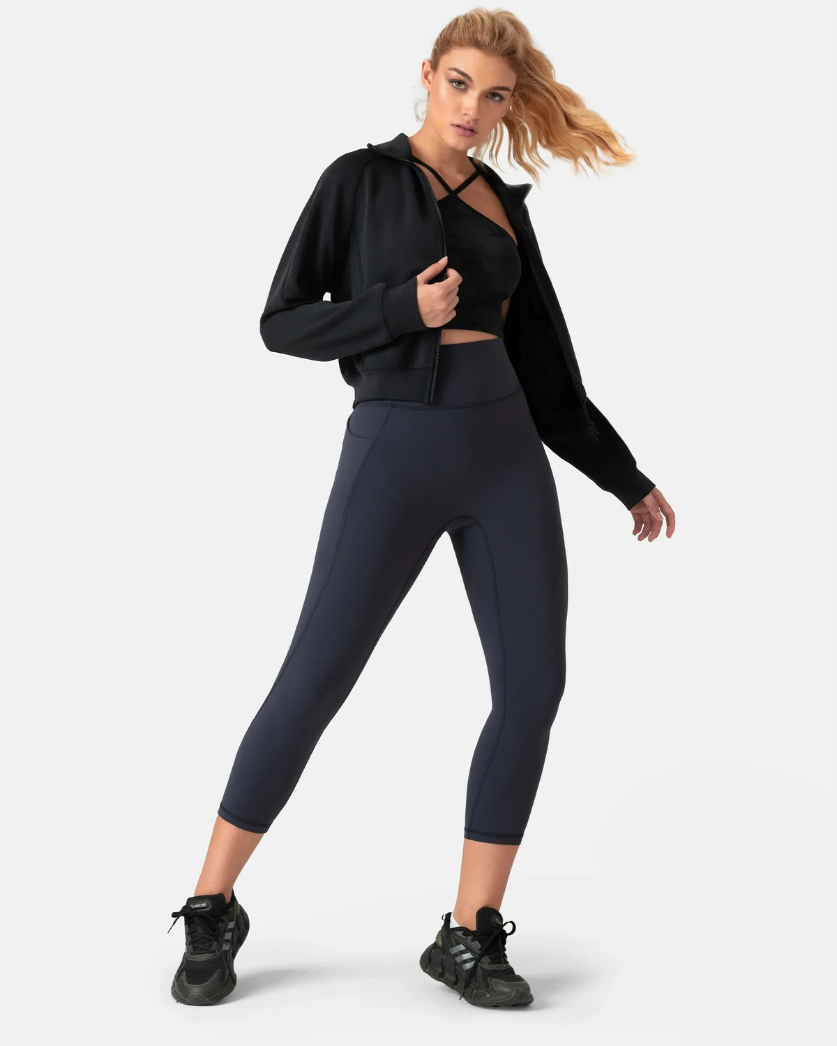 Dreamlux® High Waisted No Front Seam 21" Legging w/ Pockets — Blue Ink