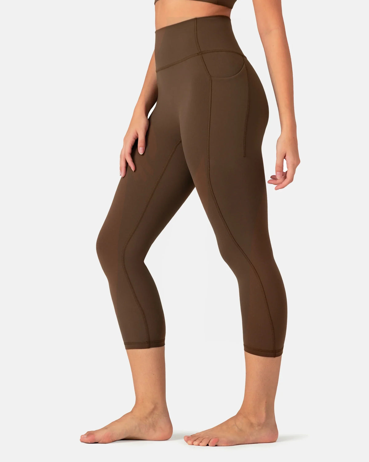 Dreamlux® High Waisted No Front Seam 21" Legging w/ Pockets — Cocoa