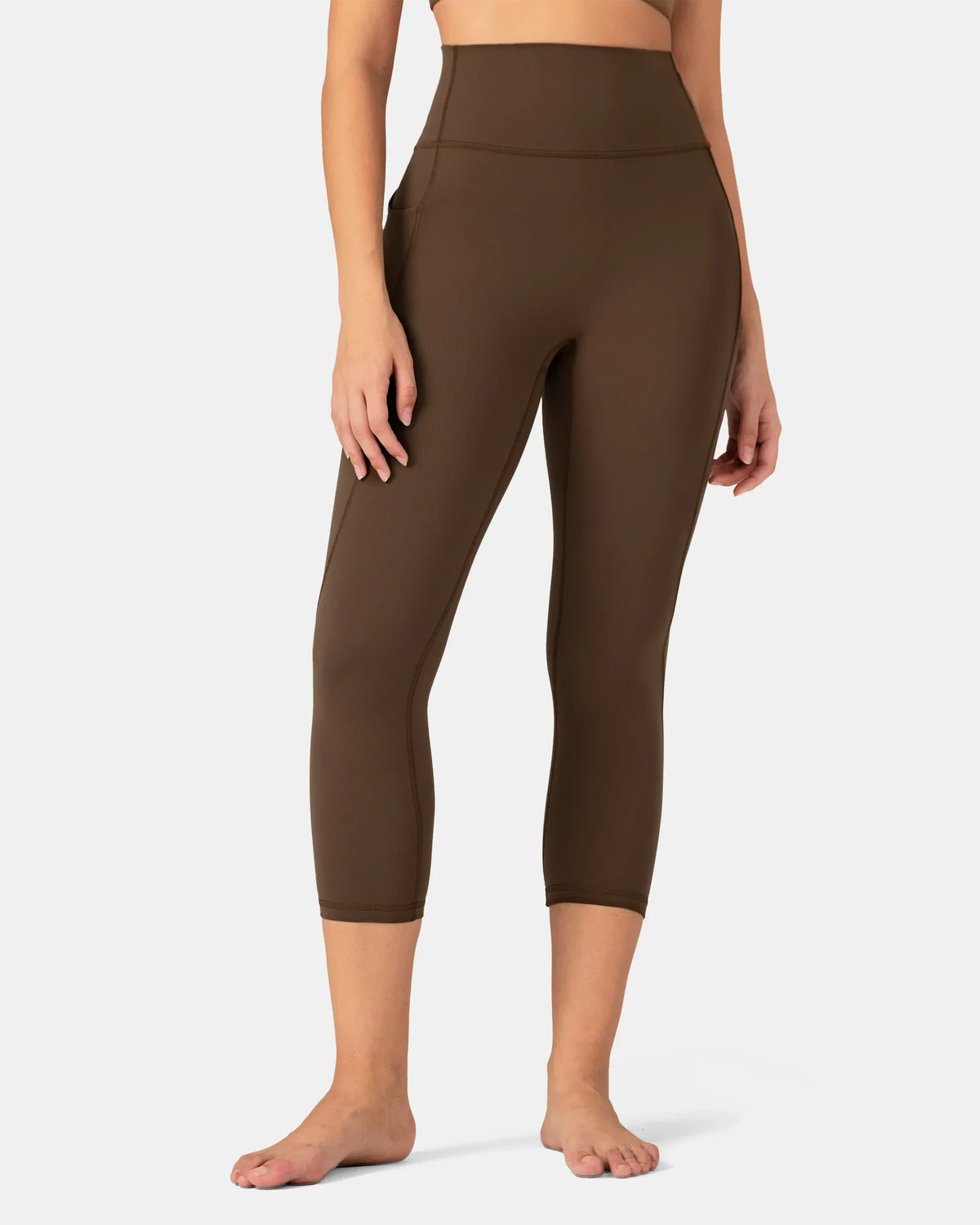 Dreamlux® High Waisted No Front Seam 21" Legging w/ Pockets — Cocoa