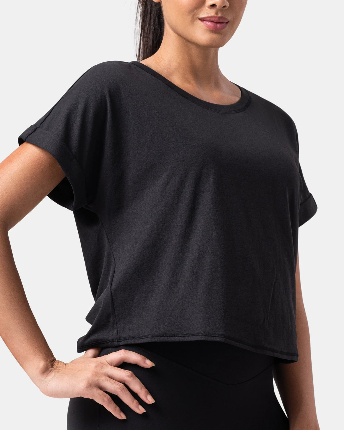 Sorona Batwing Sleeve Twist-Back Relaxed Fit Top — Black