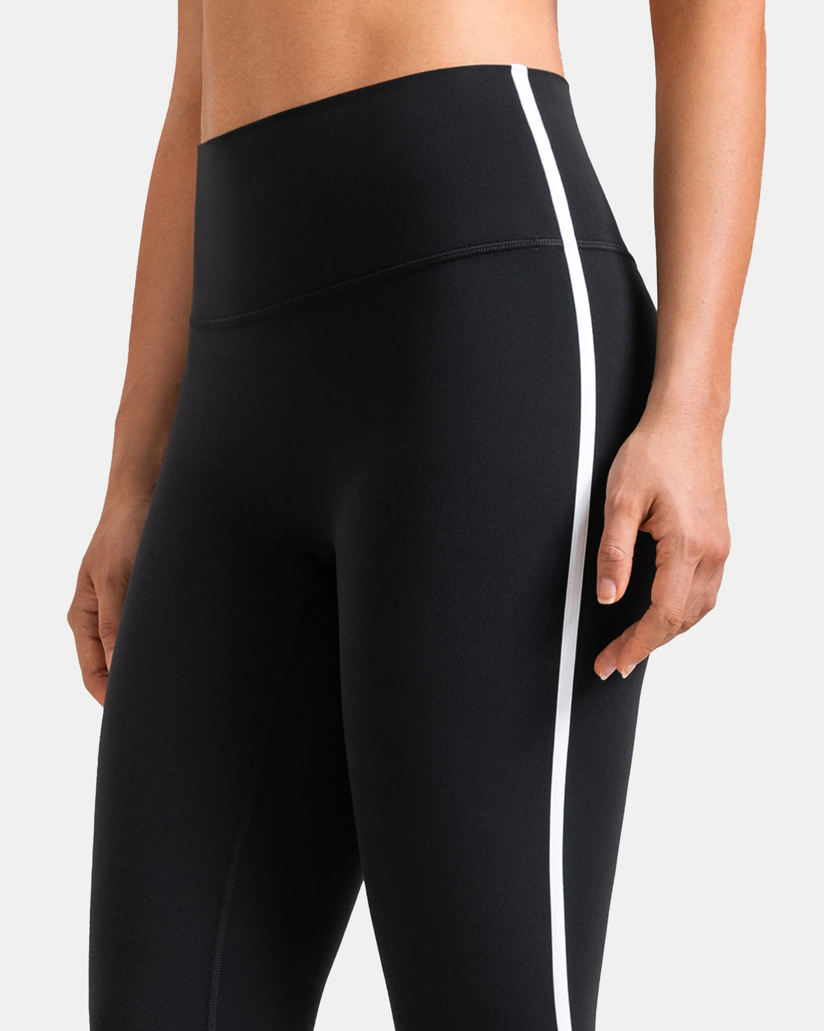 Dreamlux® High Waisted No Front Seam 25" Legging w/ Contrast Trim 4