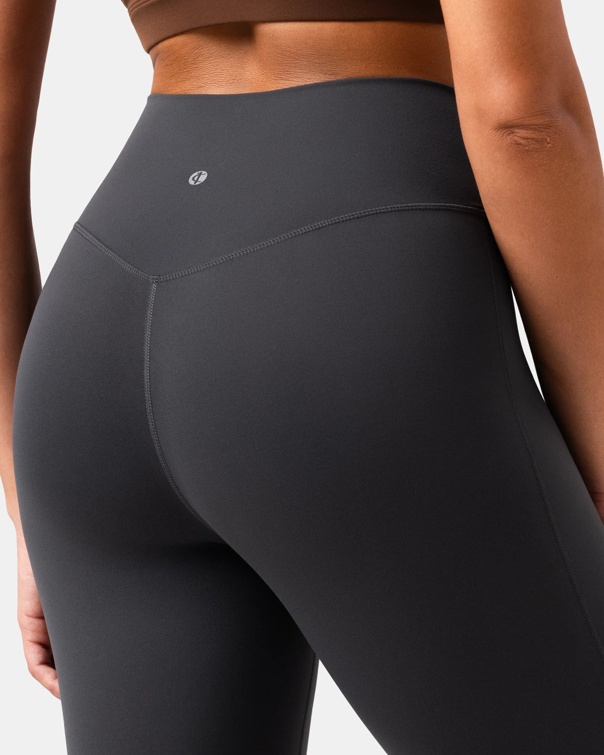 Dreamlux® No Front Seam Flare Legging 29.5" - Standard — Dark Carbon