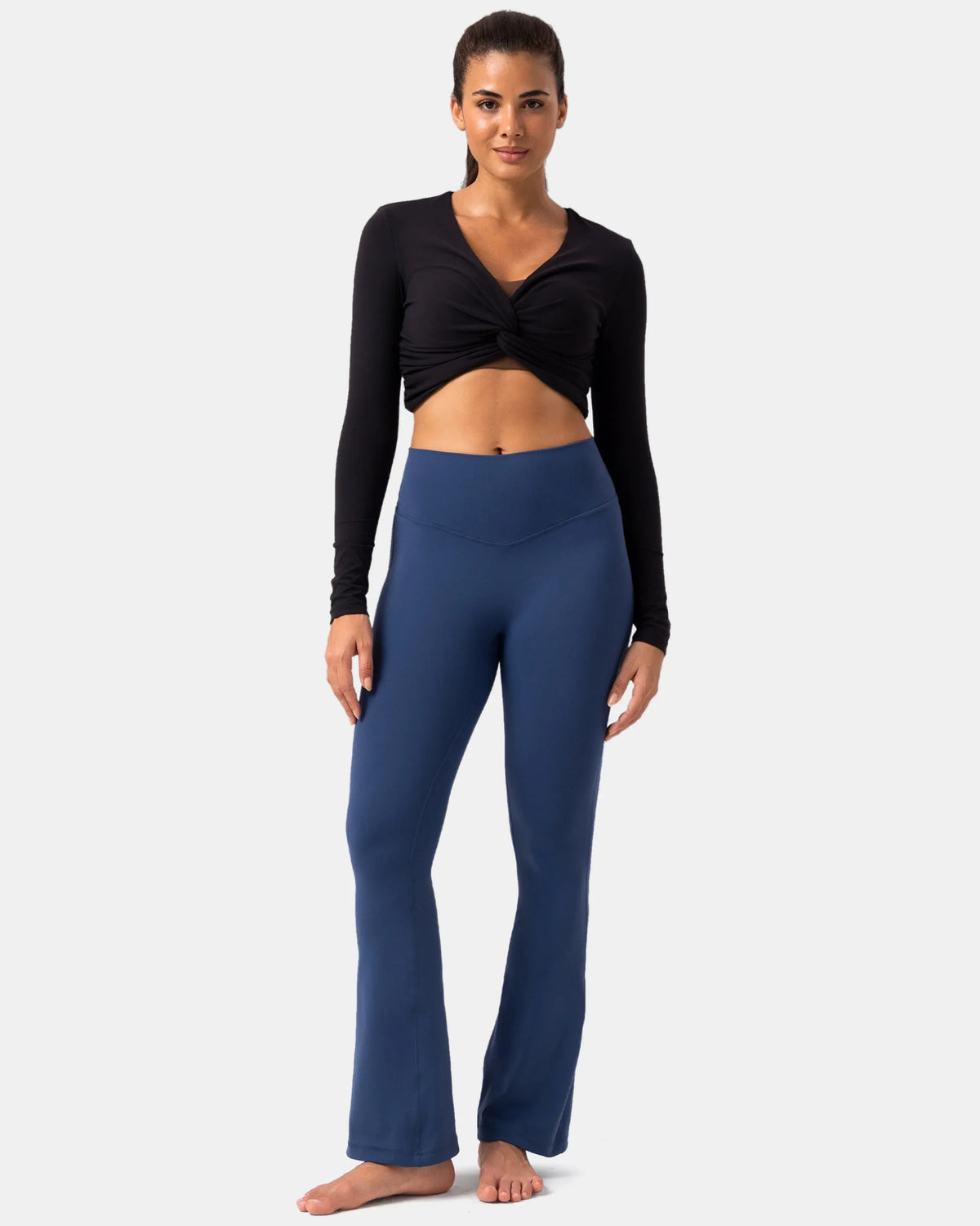 Dreamlux® No Front Seam Flare Legging 29.5" - Standard — Titan