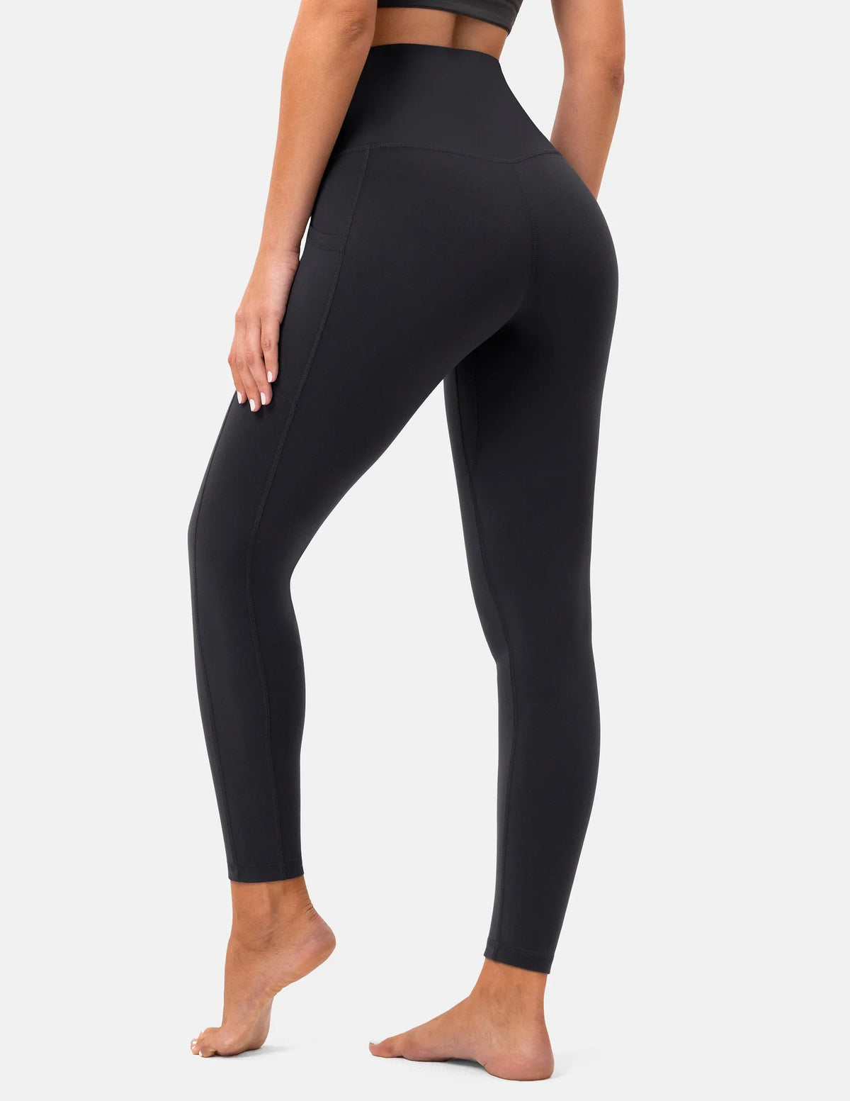 Essential High Waisted 25" Legging w/ Pockets 3