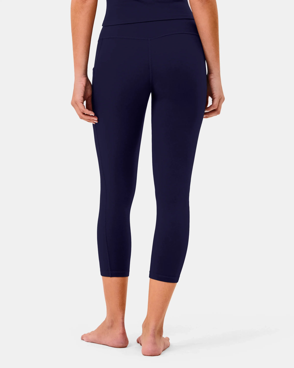 Essential High Waisted 21" Sports Legging w/ Pockets — Navy