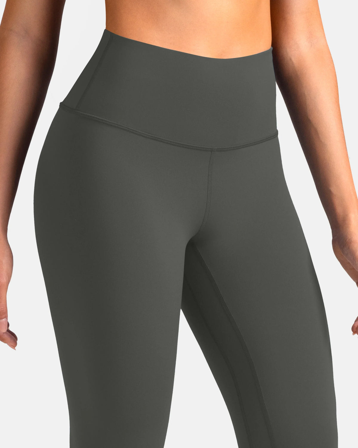 Essential High Waisted 7/8 Sports Legging 3